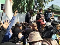 Dihadapan Gubernur Sumsel Warga Taman Sasana Patra dan Patra Abadi Ancam Duduki Kantor Lurah Plaju Darat