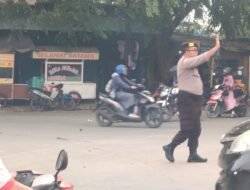 Wujud Pengabdian, Polsek Batu Ampar laksanakan Strong Poin Gatur Lalin