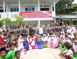 Menteri Investasi Indonesia Kunjungi dan Cek Langsung Siswa Siswi dua (2) sekolah di Rempang Kota Batam