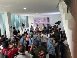 Relawan Sohib AMIN Launching Buku Berjudul Anies di Pusaran Produksi Hoax