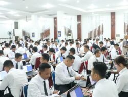 Memasuki Hari Ke-8, Kepala Divisi Administrasi Berikan Pengarahan Kepada Peserta UKOM