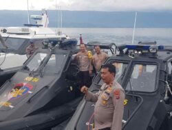 Polairud Polda Sumut Turunkan Kapal Bermanuver Tinggi Amankan Aquabike Jetski Danau Toba