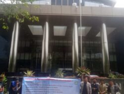 Gelar Aksi Mahasiswa Di KPK, Tuntut Bupati Asahan Surya Bsc Diperiksa Dan Ditangkap
