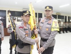 Kapolresta Barelang Pimpin Sertijab Kasat Resnarkoba dan Kapolsek Sekupang serta Pemberian Piagam Penghargaan