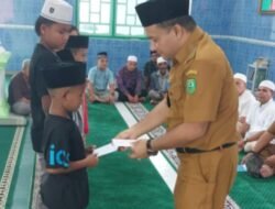 Realisasi Program Bupati Madina, Camat Lingga Bayu serahkan santunan kepada 269 anak yatim