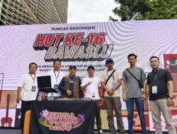 Puncak HUT Bawaslu RI, Pimpinan Bawaslu Kota ikuti jalan sehat “Kawal Literasi Pemilihan Inklusi”