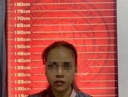 Pura – Pura Sakit Kaki, Seorang Perempuan Di Cempaka Banjarbaru Sikat Emas Milik Teman Nya