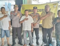 Kegiatan Jumat Curhat Polsek Batu Ampar bersama warga Tanjung Sengkuang, sekalian pembagian Bansos Beras