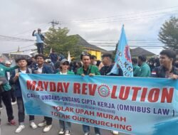Aksi MayDay Buruh dan Mahasiswa Beraliansi Gugat Hak -Hak Buruh Harus Dipenuhi