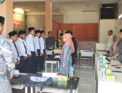 Panwascam Sintuak Toboh Gadang Lantik PKD Untuk Pilkada 2024