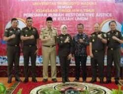 Pj Bupati Hadir Penandatanganan MoU Antara UTM dengan Kejati Jatim