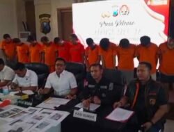 Konfrensi Pers Kasatreskrim Polrestabes Surabaya Ungkap Kasus Curanmor