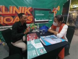 Booth Literasi Digital Diskominfo Jatim Ramaikan JCC 2024, klinikhoaks.jatimprov.go.id