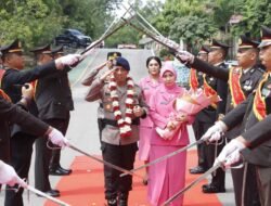 Tradisi Welcome Dan Farewell Parade Iringi Pisah Sambut Kapolresta Barelang