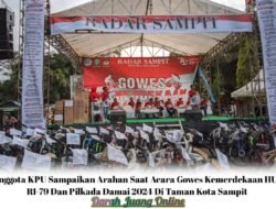Anggota KPU Sampaikan Arahan Saat Acara Gowes Kemerdekaan HUT RI ke 79 Serta Pilkada Damai Di Taman Kota Sampit