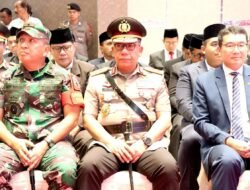 KAPOLDA HADIRI PELANTIKAN ANGGOTA DPRD PROVINSI KEPULAUAN RIAU PERIODE 2024-2029