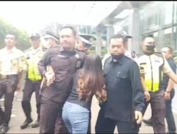 Nasabah Bank Muamalat Kendari yang dizolimi kembali lakukan Protes