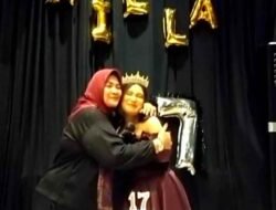 Syakilla Putri R. Dewi Novita Merayakan Ultah ke-17 Bersama Keluarga dan Sahabat
