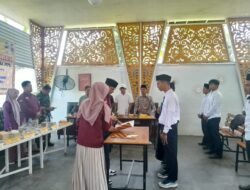 Panwascam Sintuak Toboh Gadang Lantik 32 Orang Pengawas TPS