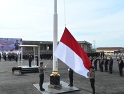 Polda Kalsel Gelar Upacara Bendera Peringati Hari Pahlawan ke 79