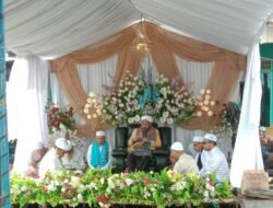 Jamaah Ramaikan Haul Ke-143 Haji Gusti Sa’aluddin Di Desa Karang Paci HSS