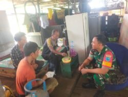 Pererat Dengan Masyarakat Desa, Babinsa 1015-09/Seruyan Hilir Melaksanakan Komsos