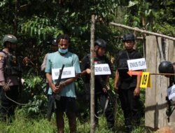 Satgas OPS Damai Cartenz Gelar Rekontruksi Nikson Matuan Tembak Anggota Brimob