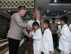 Kapolda Kalsel Berbagi Bersama Anak Yatim, Bentuk Kontribusi Kegiatan Sosial Keagamaan