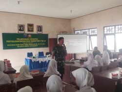 Satgas TMMD ke 123 Kodim 1015/Sampit Sosialisasikan Rekrutmen TNI Di Sekolah 