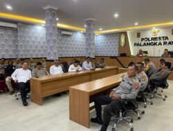 Polresta Palangka Raya Ikuti Vicon Rakor Lintas Sektoral Kesiapan Ops Ketupat Tahun 2025