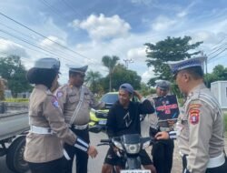 Satlantas Polresta Palangka Raya Beri Imbauan Kepada Masyarakat Untuk Tertib Berlalu Lintas 