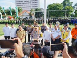 Apel Gelar Pasukan Operasi Ketupat 2025 Kapolri Cek Peralatan Petugas Pengamanan Mudik