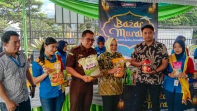 KEJARI KOTA BATU GELAR BAZAR RAMADHAN PASAR MURAH SEHARI
