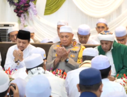 Kapolda Kalsel Hadiri Haul ke 219 Syech Muhammad Arsyad Al-Banjari