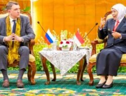 Pererat Kolaborasi Global, Gubernur Khofifah Terima Delegasi Tomsk Rusia di Grahadi Surabaya