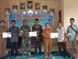 Babinsa Koramil 1015-01/MH Selatan Lakukan Pengawalan Penyaluran BLT Dana Desa