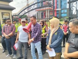 Lembaga POSE RI bersama Jo Media Partner Gelar Aksi di Mapolda Sumsel