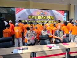 Konferensi Pers Untuk 27 Tersangka Yang Diamankan Dari Berbagai Wilayah Kalsel Termasuk Dengan Kasus Mencolok
