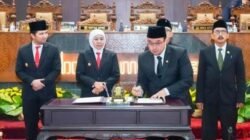 RPJMD 2024-2029 Disetujui, Khofifah: Ini Pedoman Utama untuk Perangkat Daerah