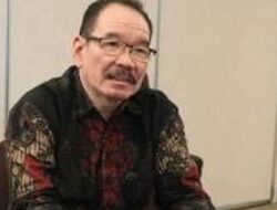 Sekolah Dan Kampus Oleh: IBG Dharma Putra