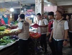 *Satgas Pangan Polda Kalsel  Cek Harga Kebutuhan  Bahan Pokok di Pasar Ahad Kertak Hanyar*
