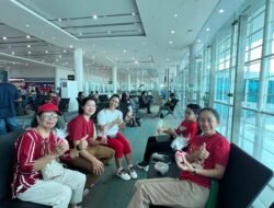Bandara Syamsudin Noor Hidupkan Semangat Kemerdekaan Lewat Parade Wastra Nusantara