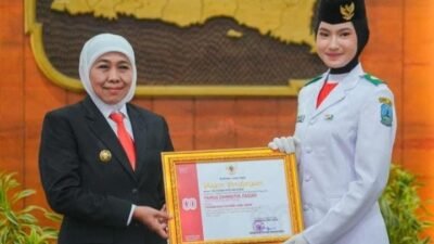 Gubernur Khofifah Apresiasi Paskibraka dan Pendukung HUT ke-80 RI: Jadilah Anak Terbaik Negeri Ini