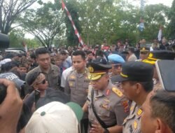Kapolda Kalsel Pimpin Pengamanan Unjuk Rasa Aliansi Masyarakat Dayak Meratus