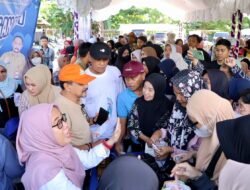 Warga Serbu Bazar Pangan Murah DPKP Kalsel dan TVRI di Banjarbaru, Syamsir Rahman: Pastikan Harga Stabil Di Pasaran