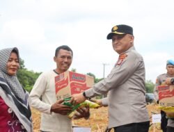Tanam Jagung Tahap II di Lahan Binaan Bid Propam Polda Kalsel