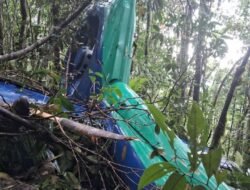 Tim SAR Temukan Reruntuhan Helikopter PK-RGH di Hutan Kotabaru, Satu Korban Ditemukan