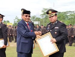 gubernur Kalsel Beri Penghargaan Kepada Anggota Polri Berprestasi, Saat Upacara Peringatan Hari Sumpah Pemuda