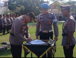 Kapolres Banjarbaru Tekankan Profesionalisme Pejabat Baru Usai Sertijab