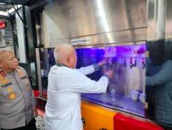 Ikut Mendukung Acara Pengajian Rutin  5 Rajab Kapolda Kalsel Tinjau Dapur Lapangan dan Water Treatment Untuk Konsumsi Jamaah